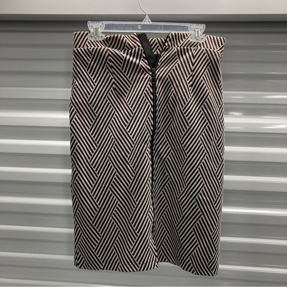 Anthropologie Black and Cream Geometric Pencil Skirt
